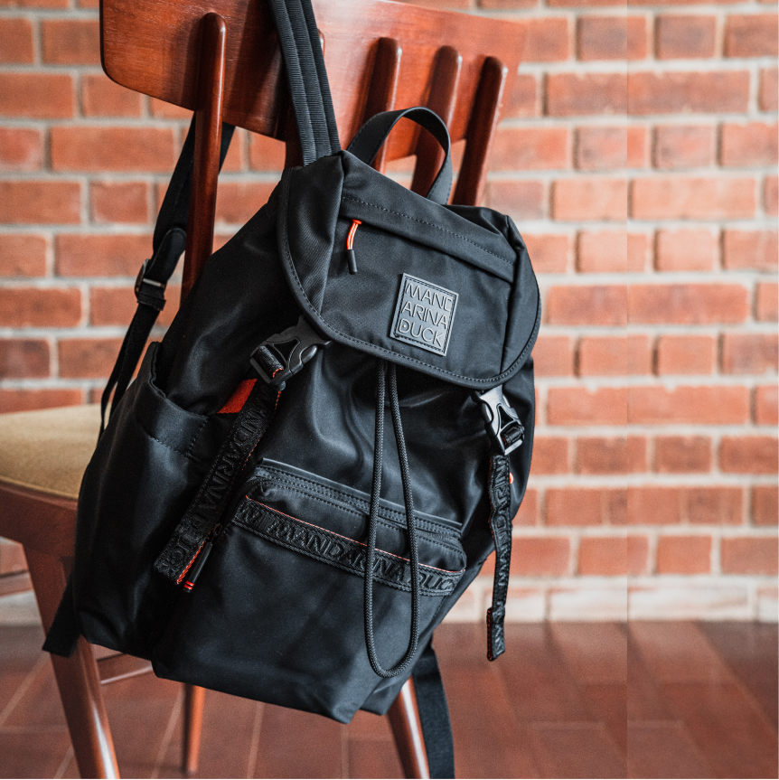 Mandarina duck 2025 man bag