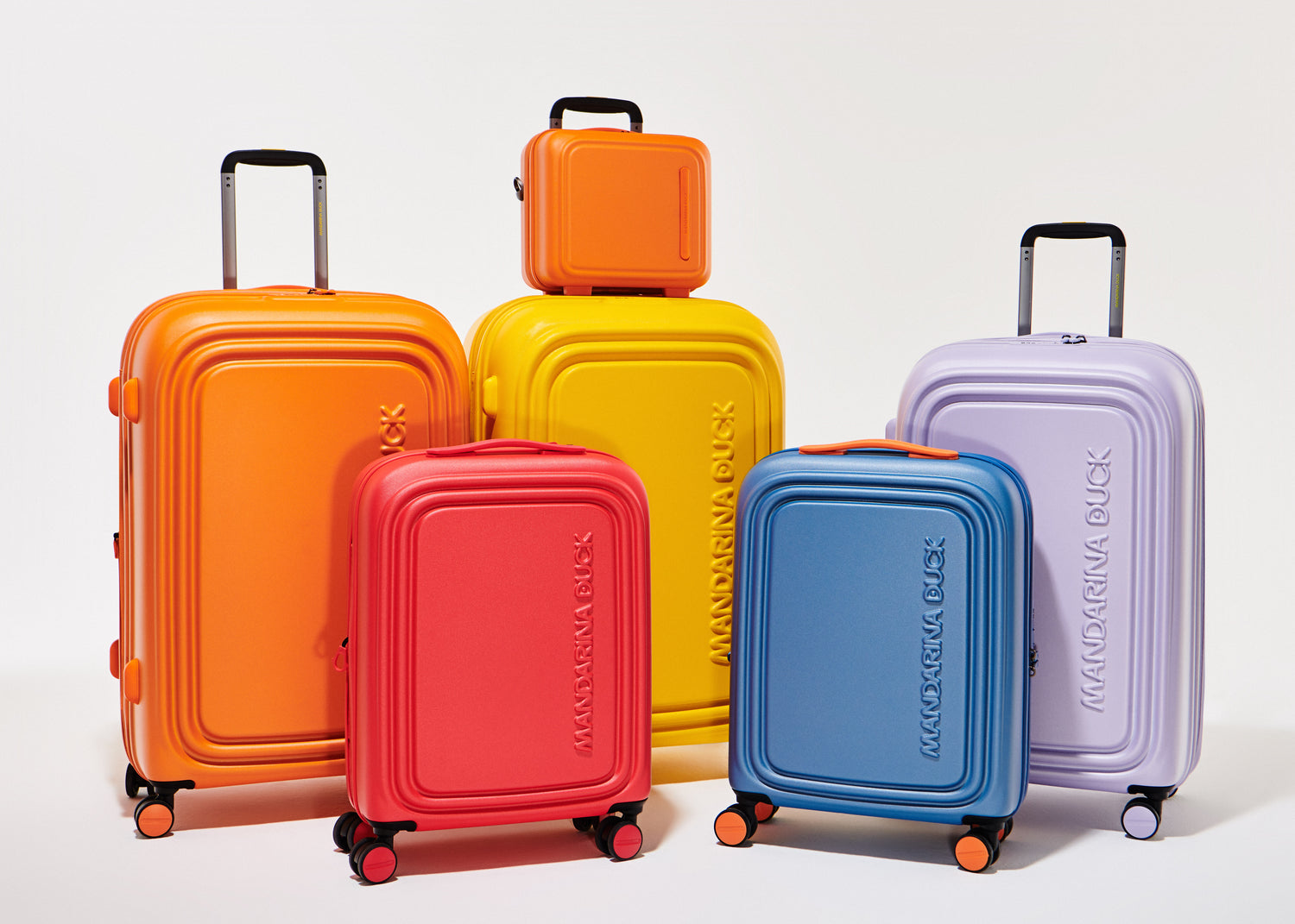 Mandarina Duck Logoduck + Trolley Medium Exp Duck Yellow (Jaune) 45 X 69 X 32/35 (L X H X W Mandarina Duck Logoduck + Trolley Medium Exp Duck Yellow (Jaune) 45 X 69 X 32/35 (L X H X W